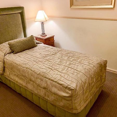 Royal Albert Hotel Brisbane Ngoại thất bức ảnh